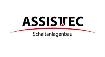 ASSISTEC Logo mit rotem Dreieck im Buchstaben T, darunter Schriftzug „Schaltanlagenbau“ und rote Linie.